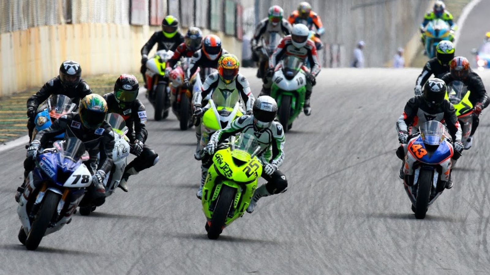 Moto 1000 GP: encerrada a temporada 2013 - Motonline